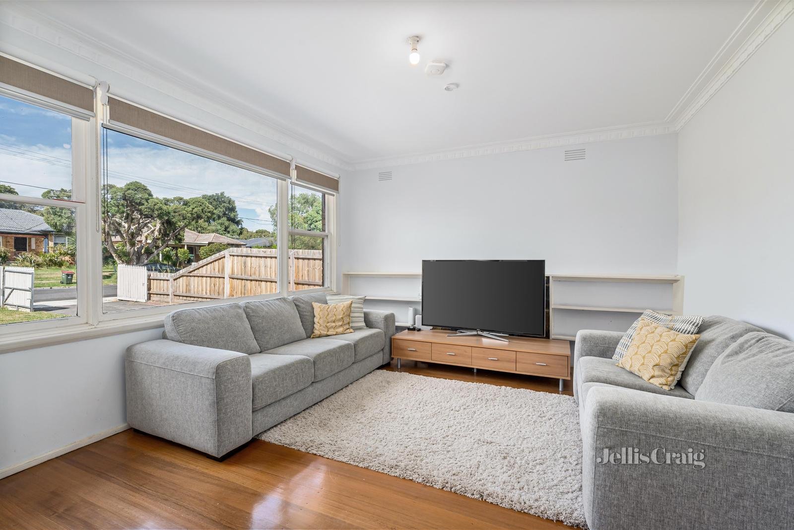 49 Romoly Drive, Forest Hill image 2