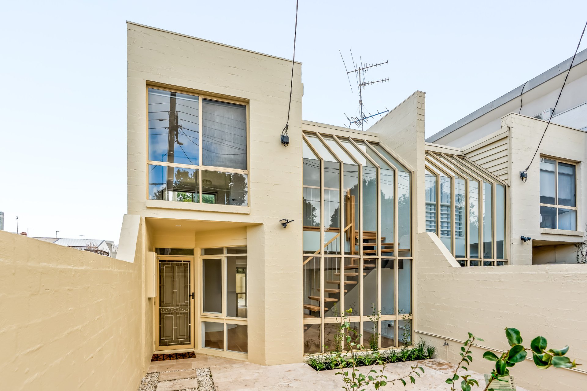 49 Ross Street, Port Melbourne image 1