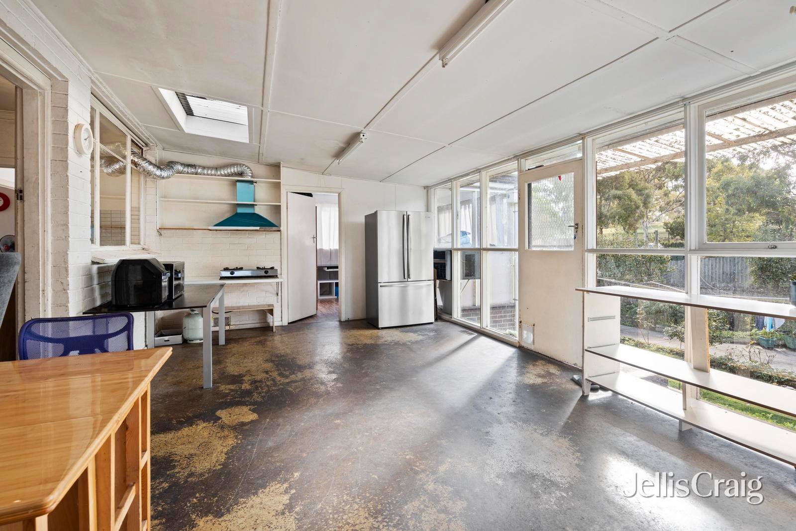 49 Stanley Grove, Blackburn image 4