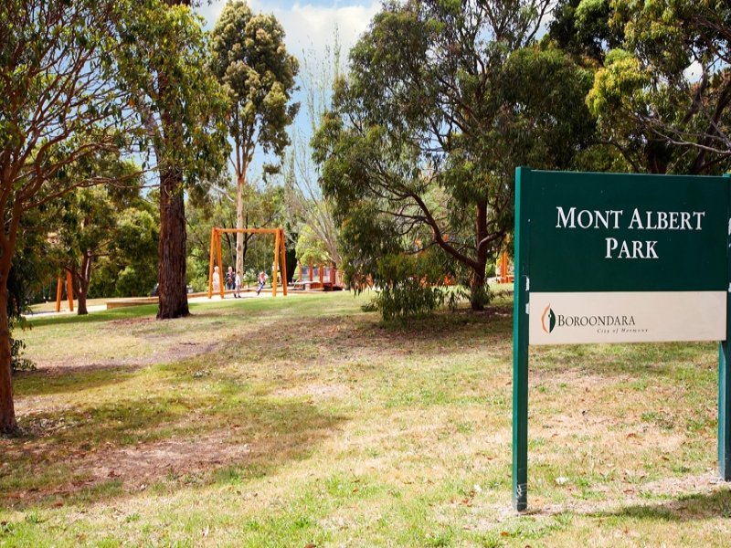 49 Strabane Avenue, Mont Albert North image 5