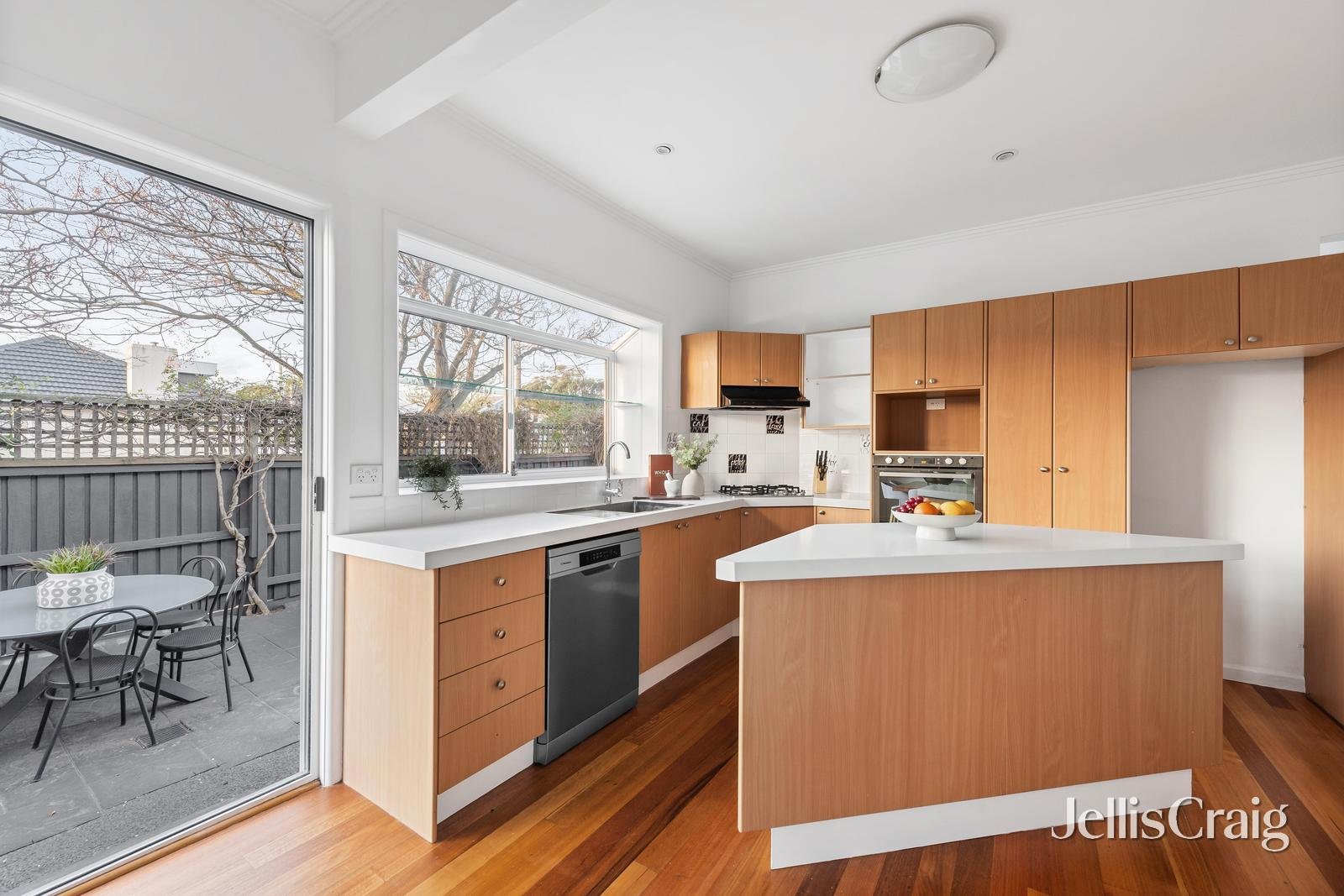 49 Tambet Street, Bentleigh East image 3