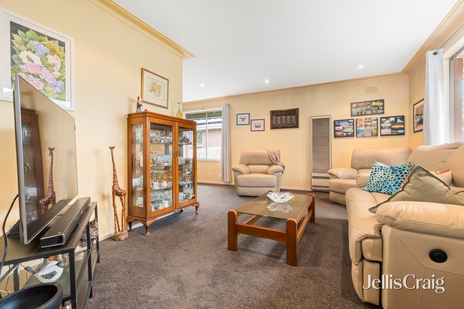 49 Therese Avenue, Mount&nbsp;Waverley image 3