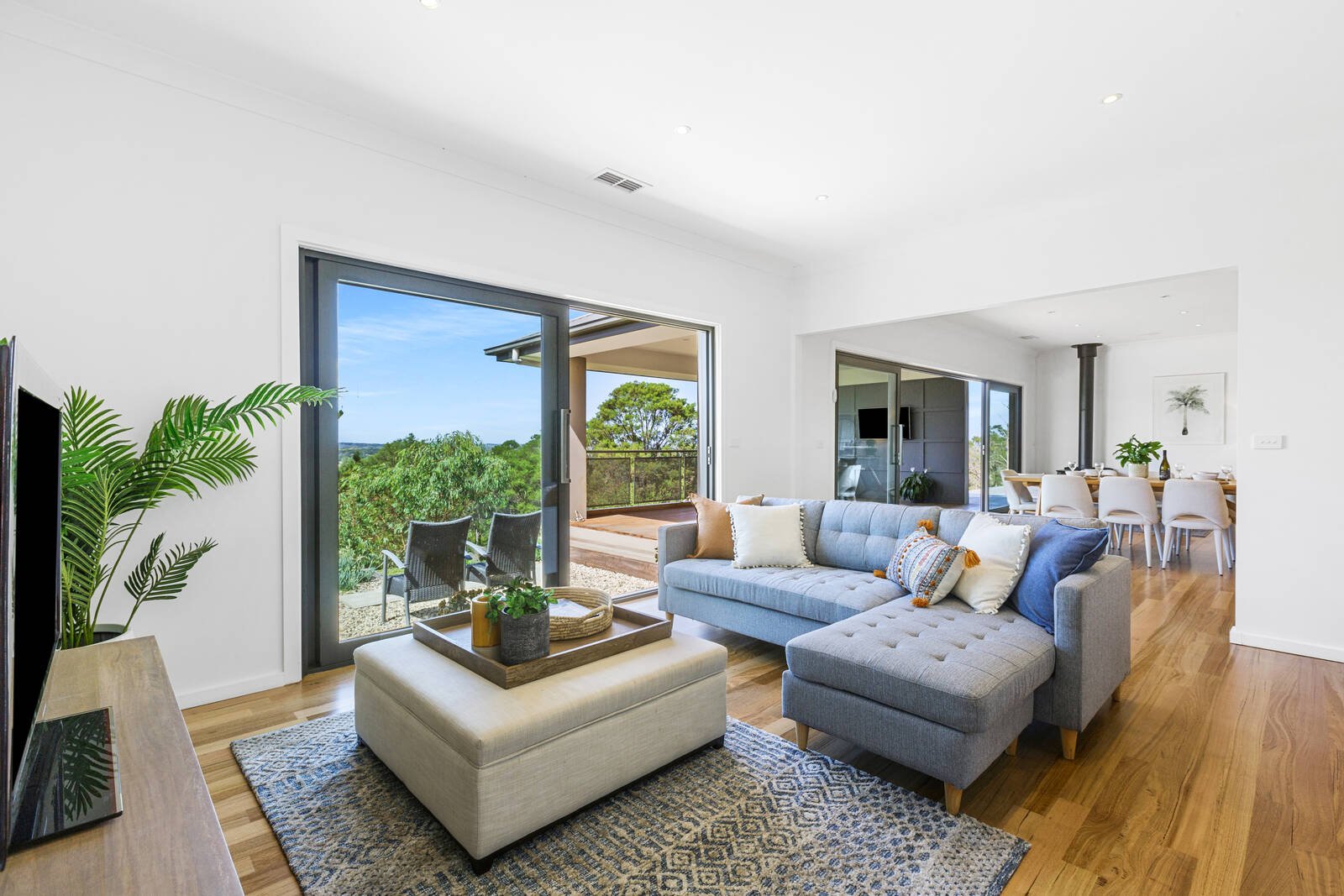Property Gallery Thumbnail 7