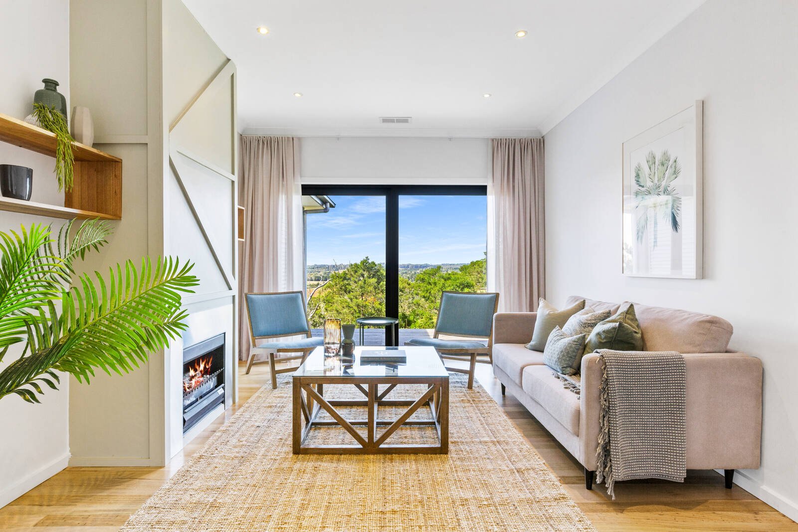 Property Gallery Thumbnail 8