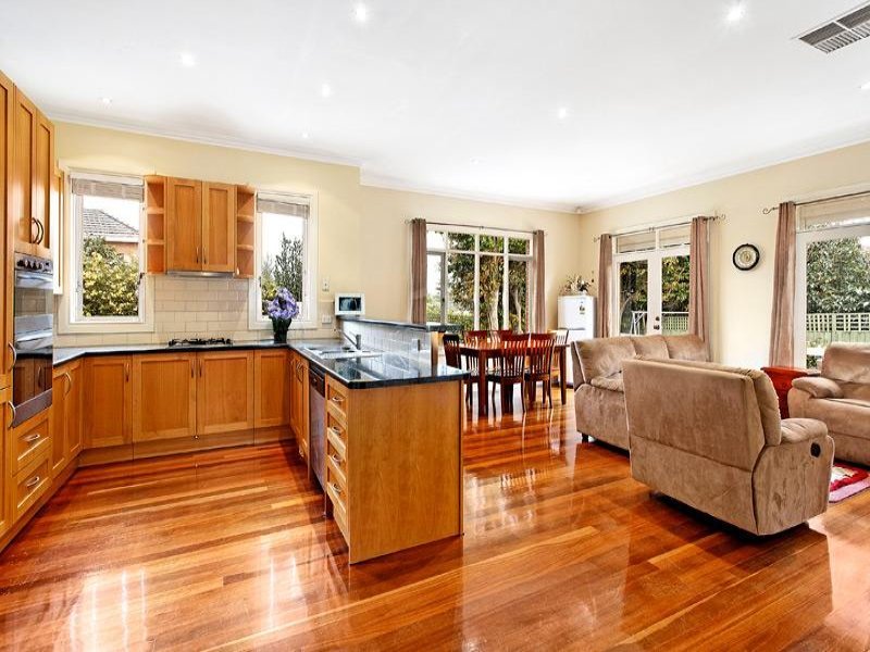 49 Tyne Street, Box Hill North image 3