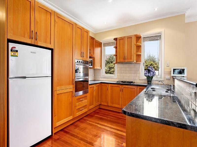 49 Tyne Street, Box Hill North image 4