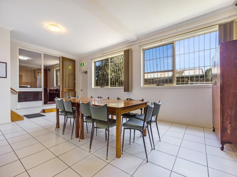 49 Vanbrook Street, Forest Hill image 2
