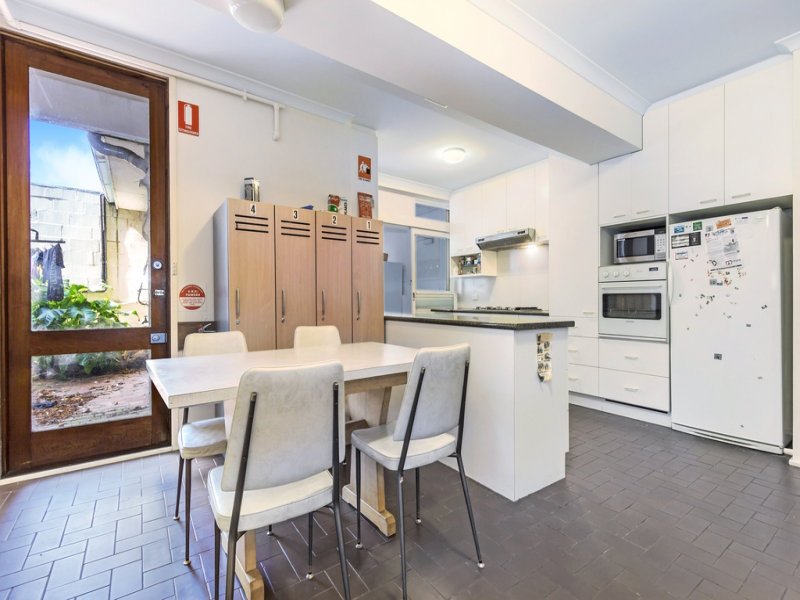 49 Vanbrook Street, Forest Hill image 4