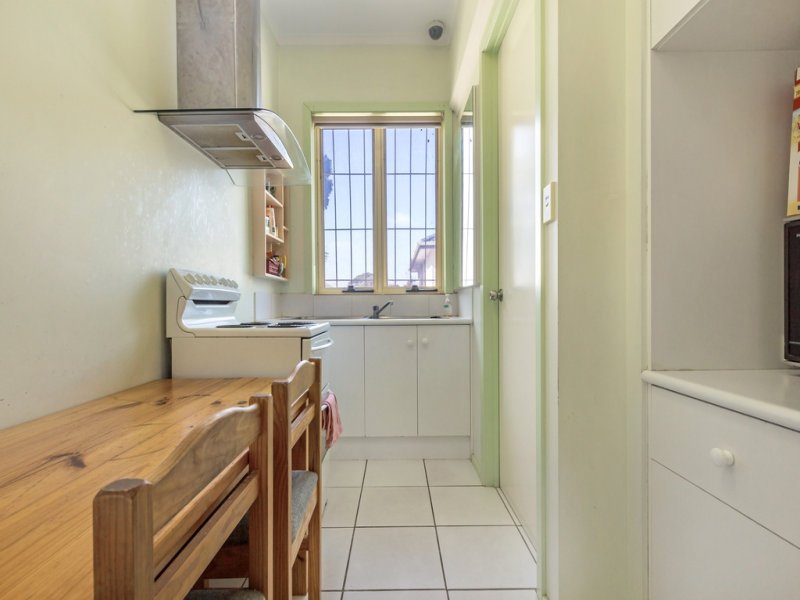 49 Vanbrook Street, Forest Hill image 6
