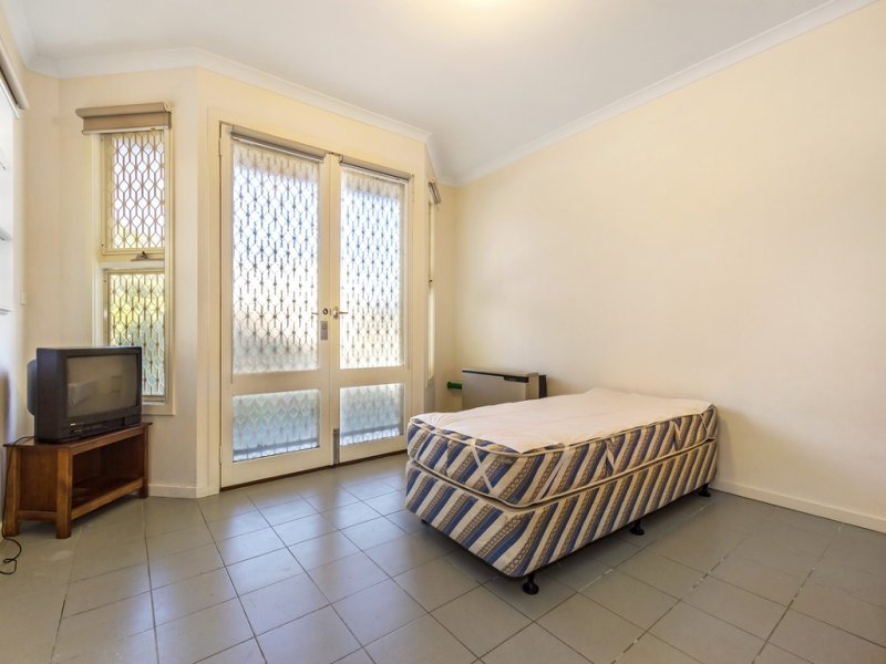 49 Vanbrook Street, Forest Hill image 10