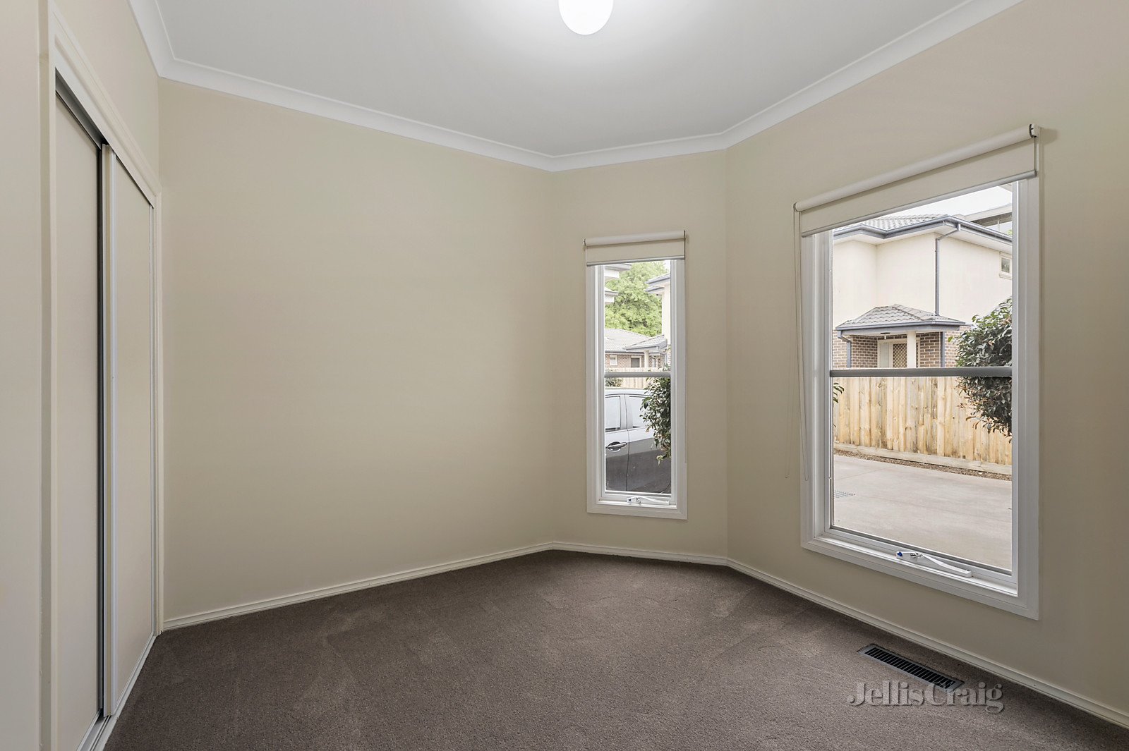 4/9 View Road, Bayswater image 5