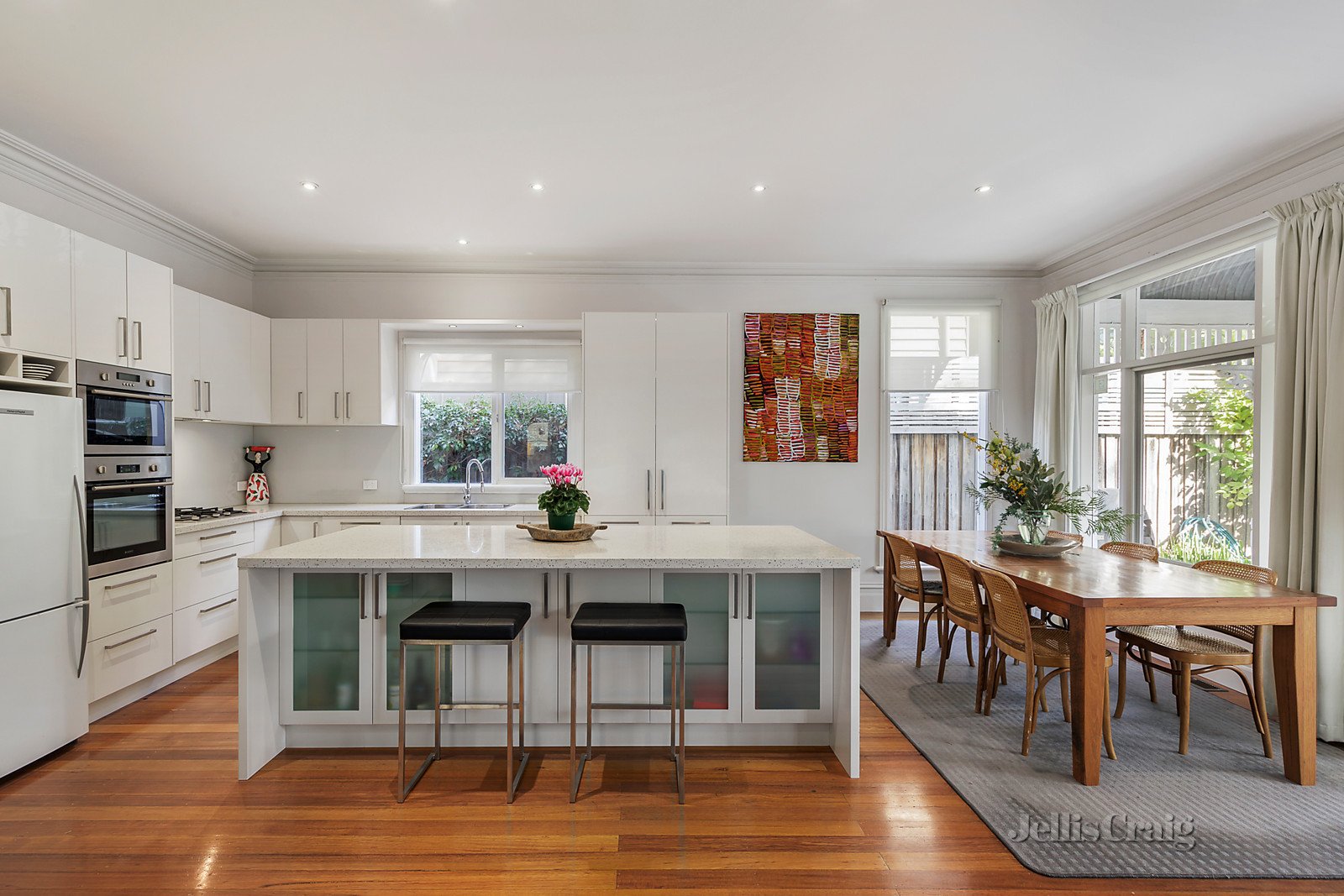 49 Warley Road, Malvern East image 3