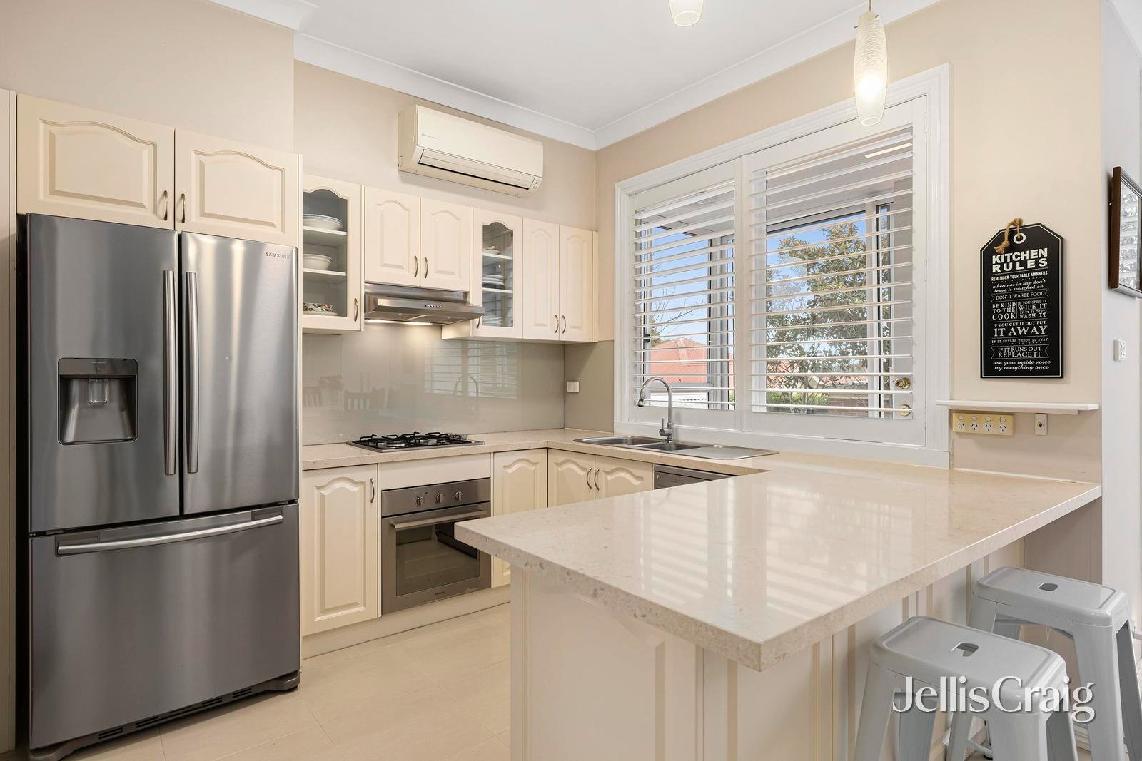 49 Warrandyte Road, Ringwood image 8