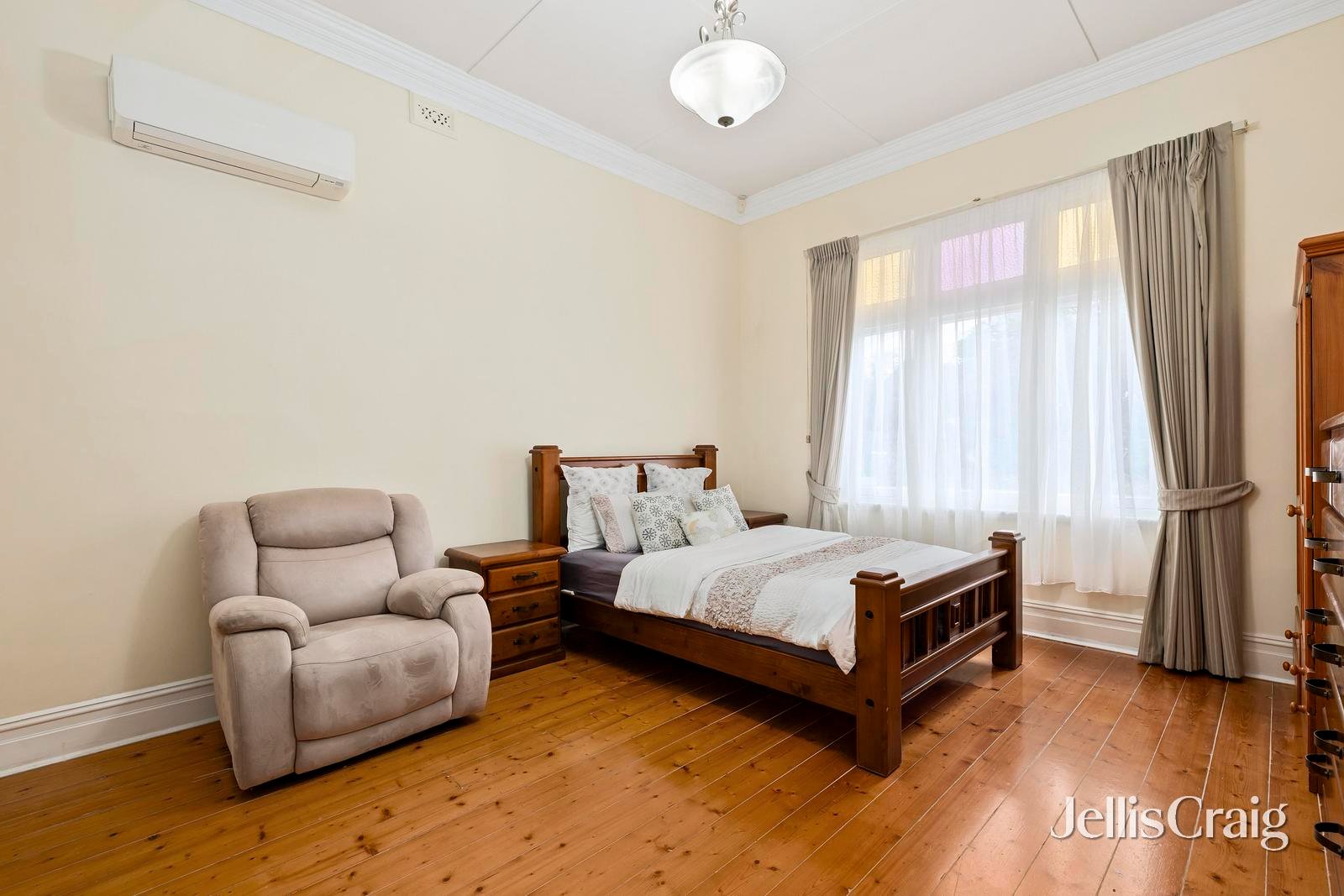 49 Warrandyte Road, Ringwood image 9