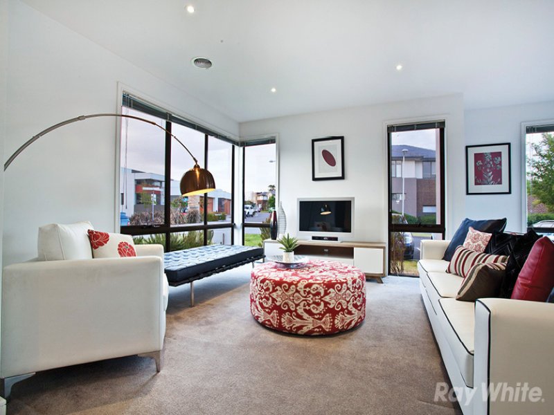 49 Waverley Park Drive, Mulgrave image 2