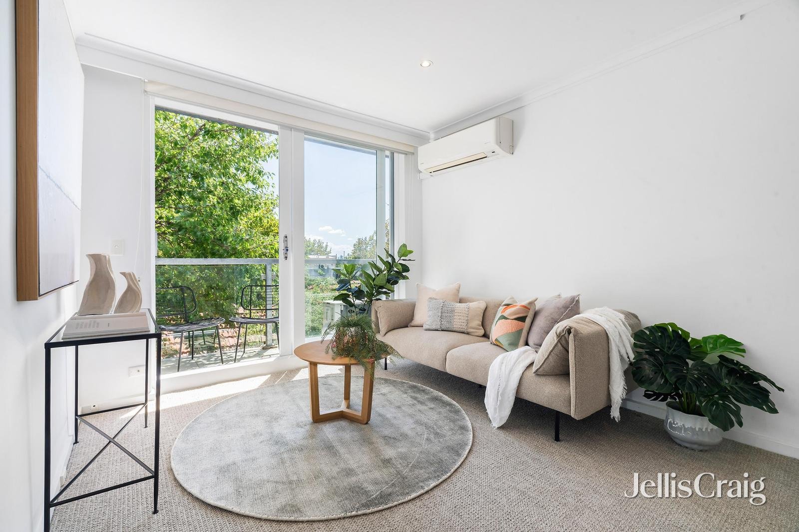 4/9 Wilton Grove, Elwood image 1