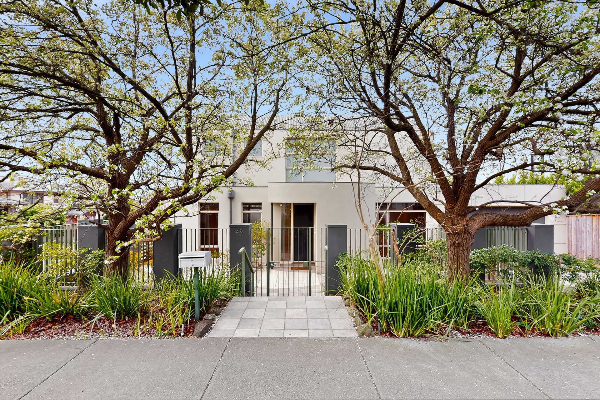 49 Winmalee Road, Balwyn image 1