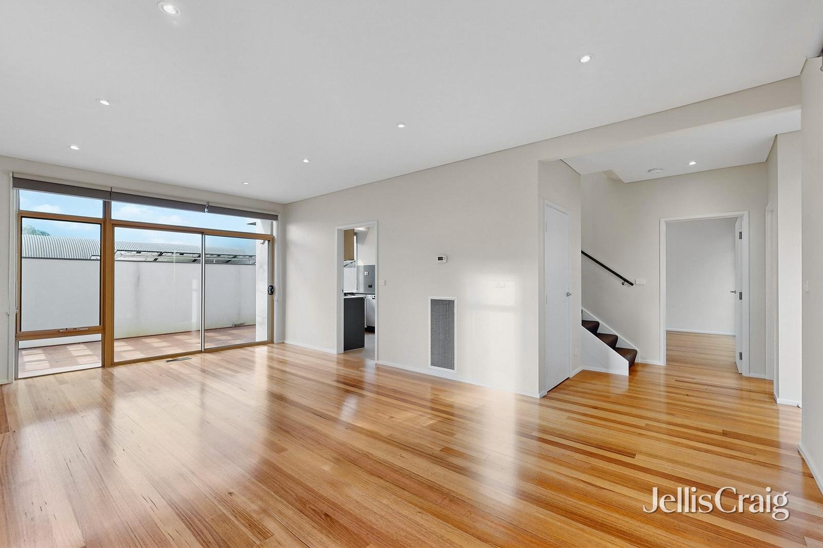 49 Winmalee Road, Balwyn image 3