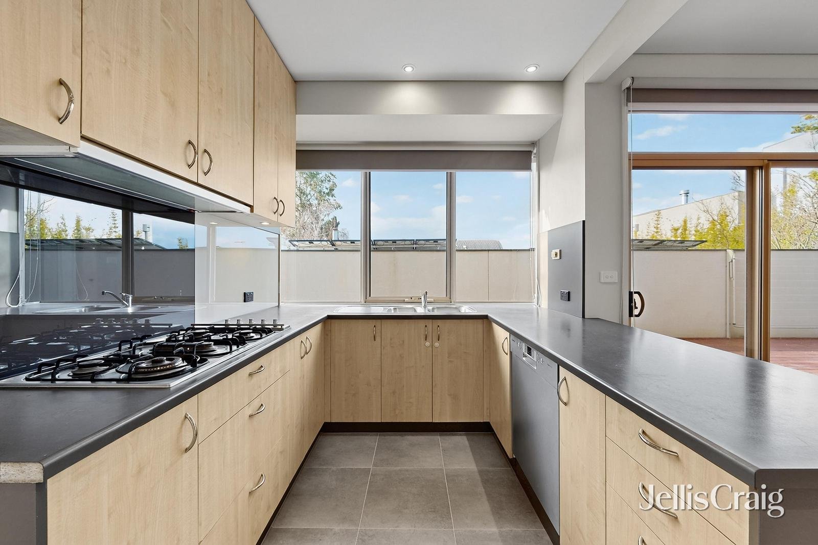 49 Winmalee Road, Balwyn image 5
