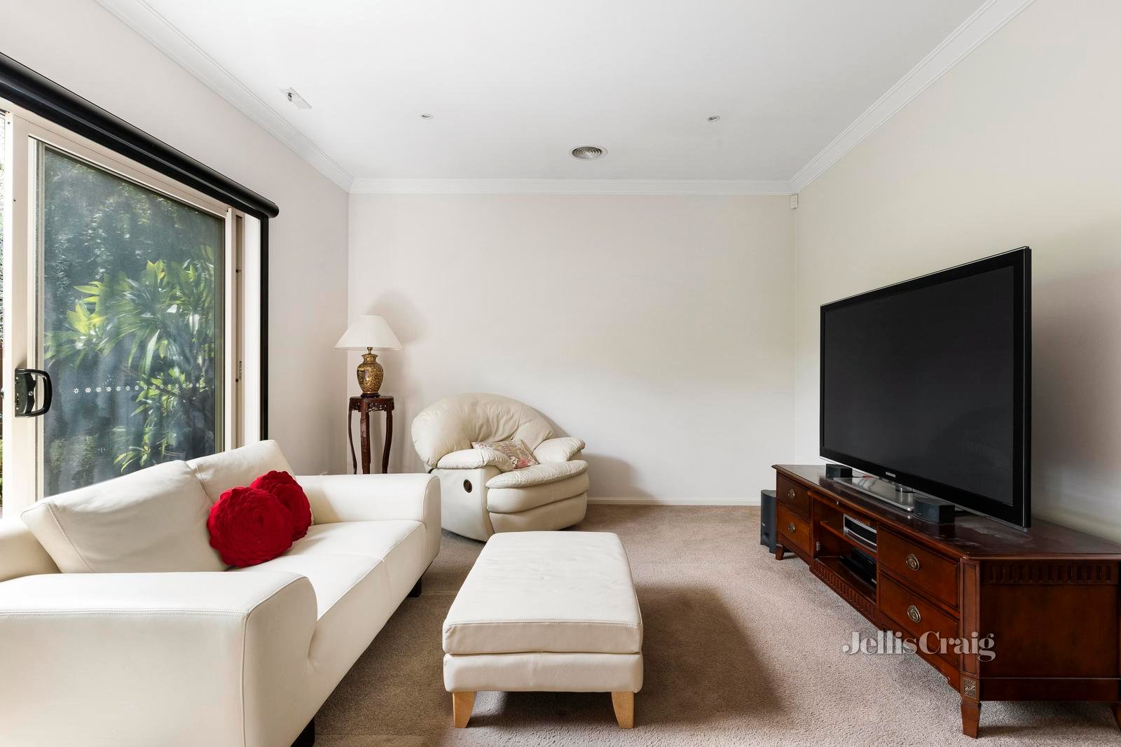 49 Worcester Crescent, Bundoora image 12