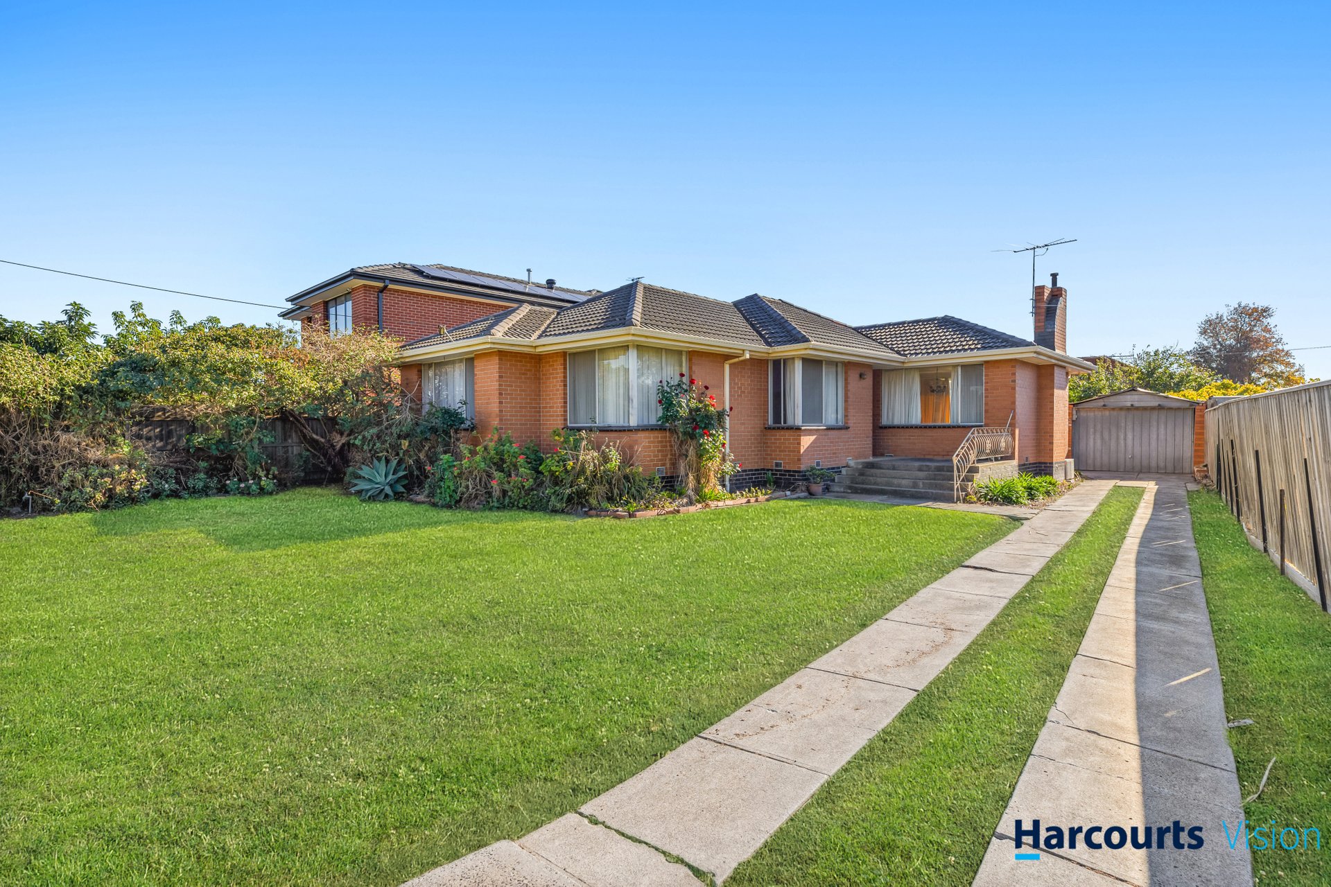 490 Buckley Street, Keilor East image 1