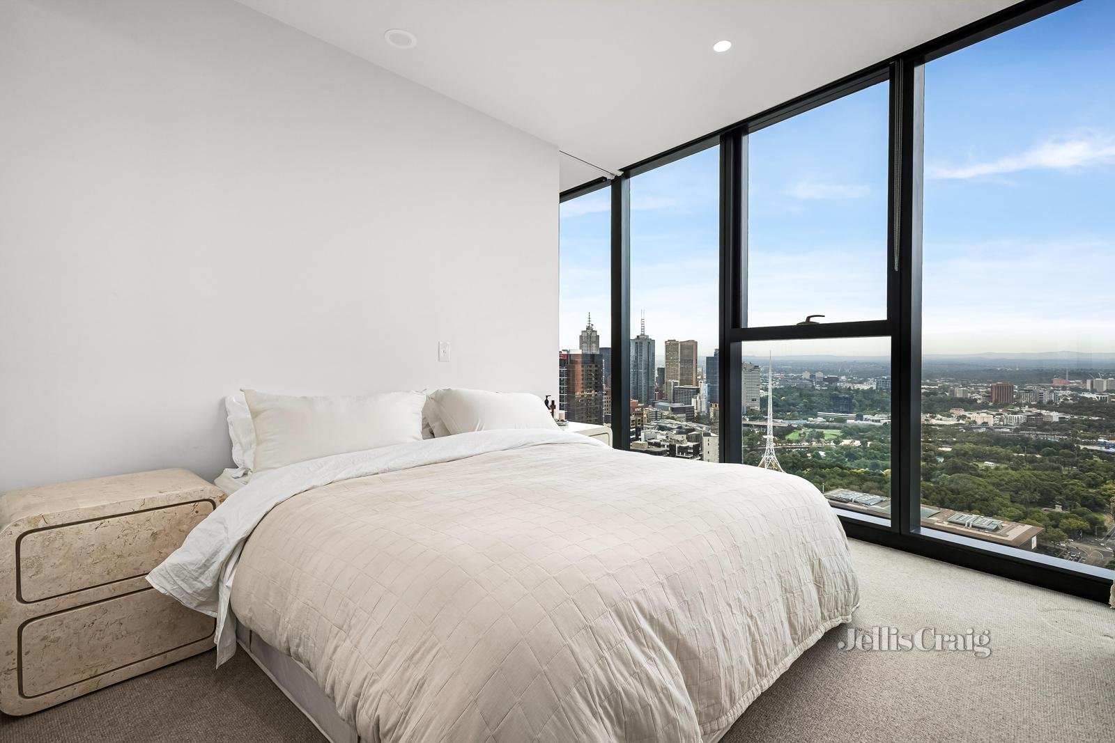 4904/18 Hoff Boulevard, Southbank image 8