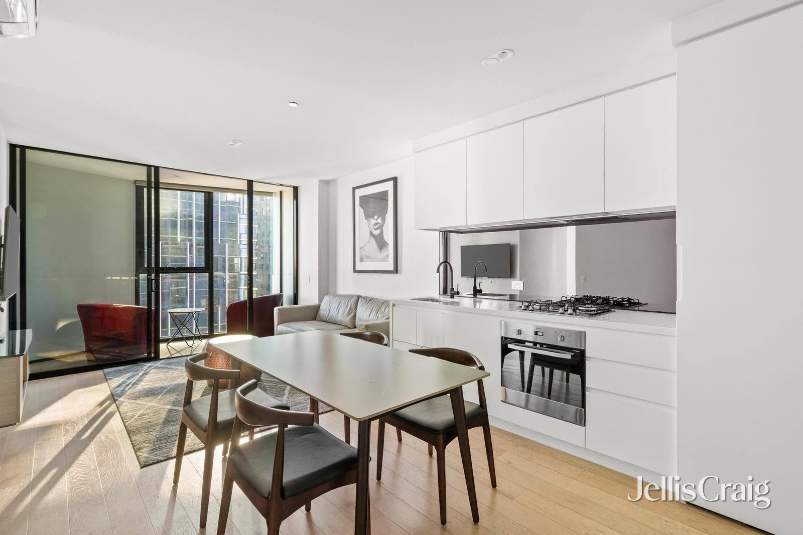 4909/442 Elizabeth Street, Melbourne image 3