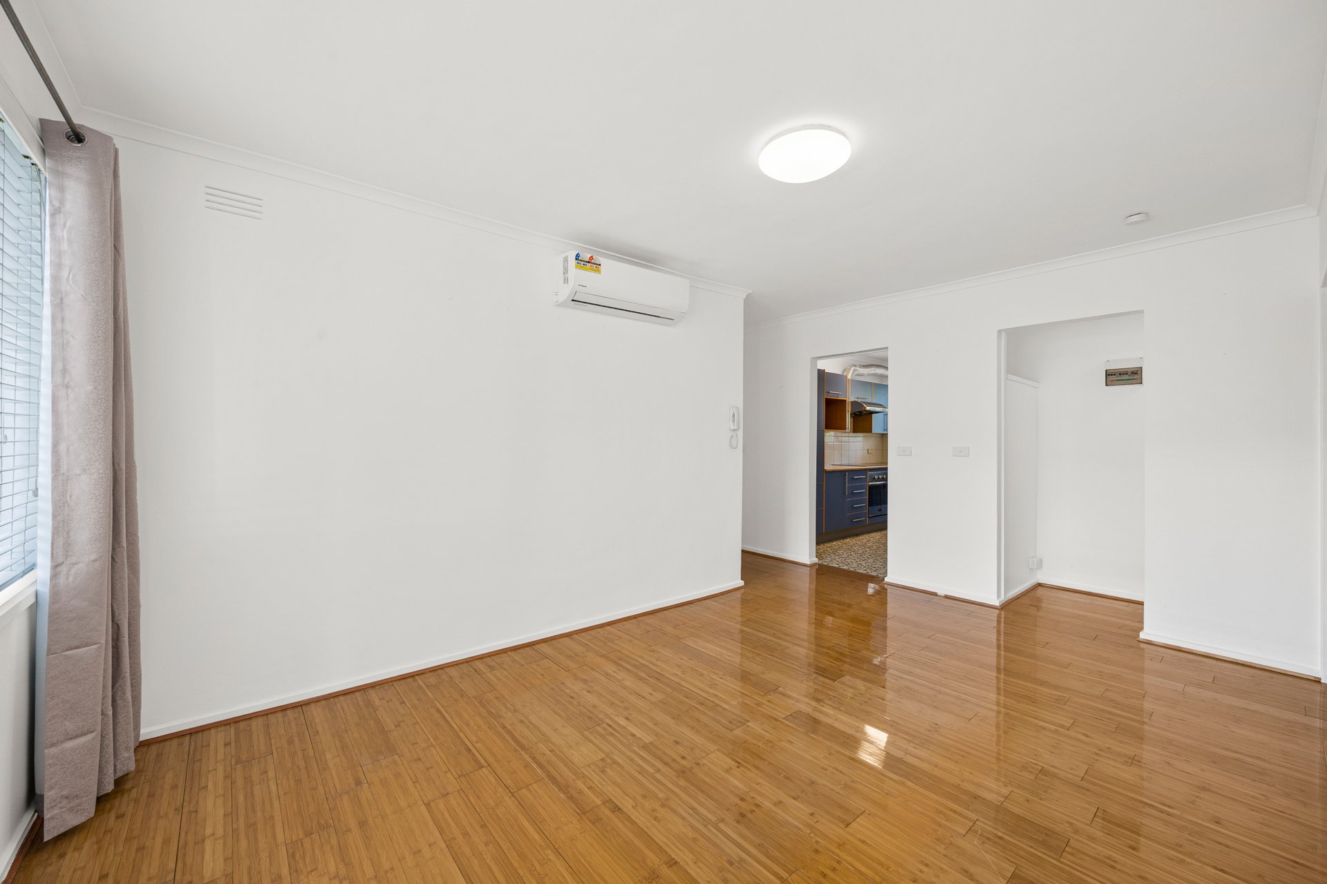 4/91 Thames Street, Box Hill image 7