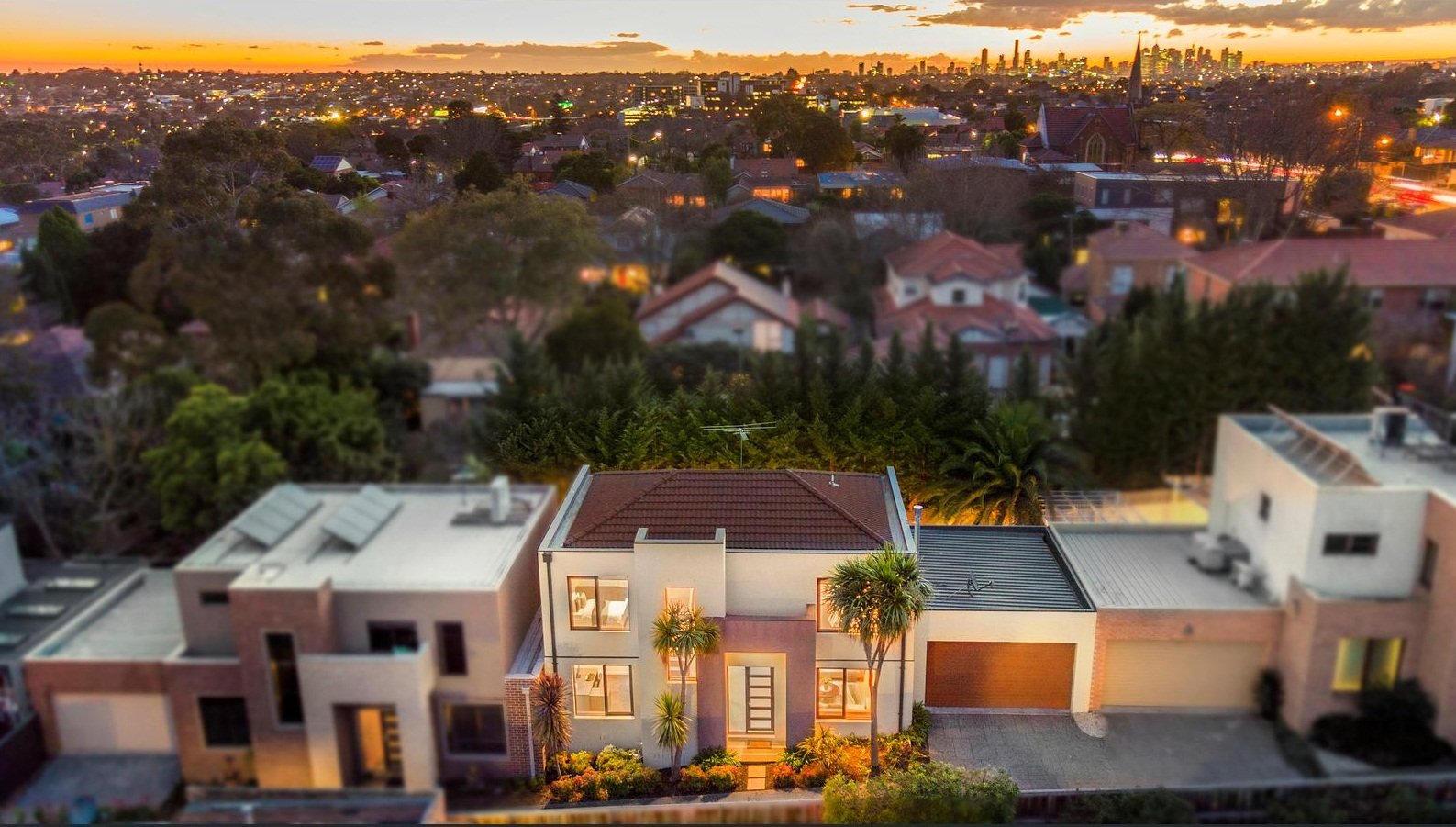 Property Gallery Thumbnail 9