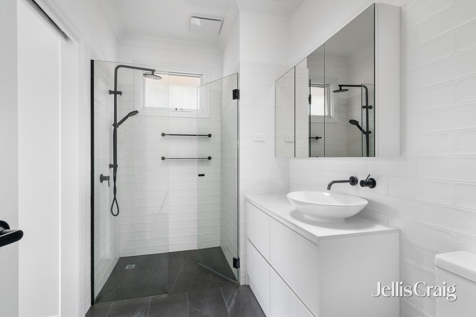 4/95 Balwyn Road, Balwyn image 6