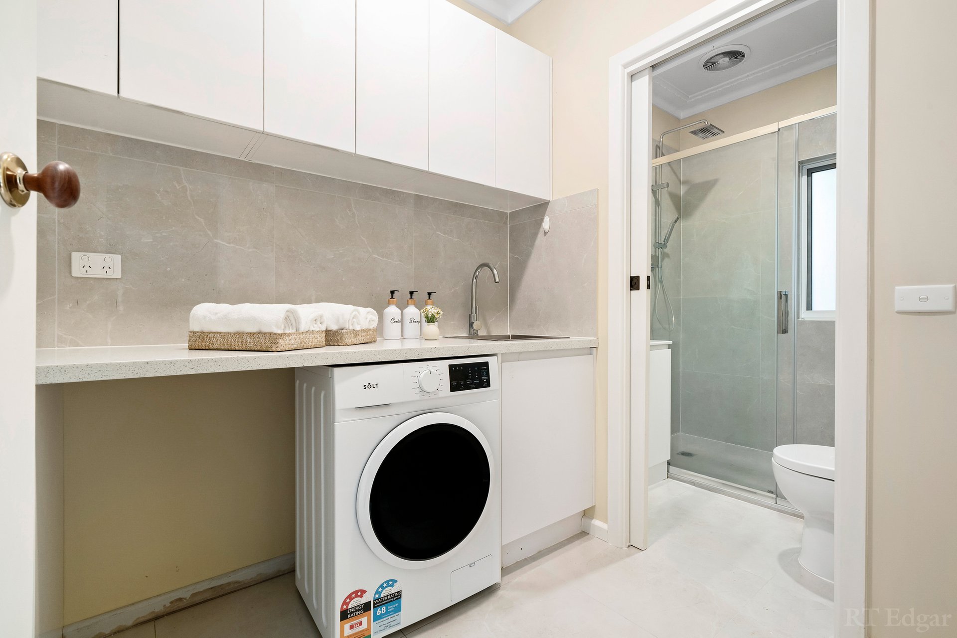 Property Gallery Thumbnail 8