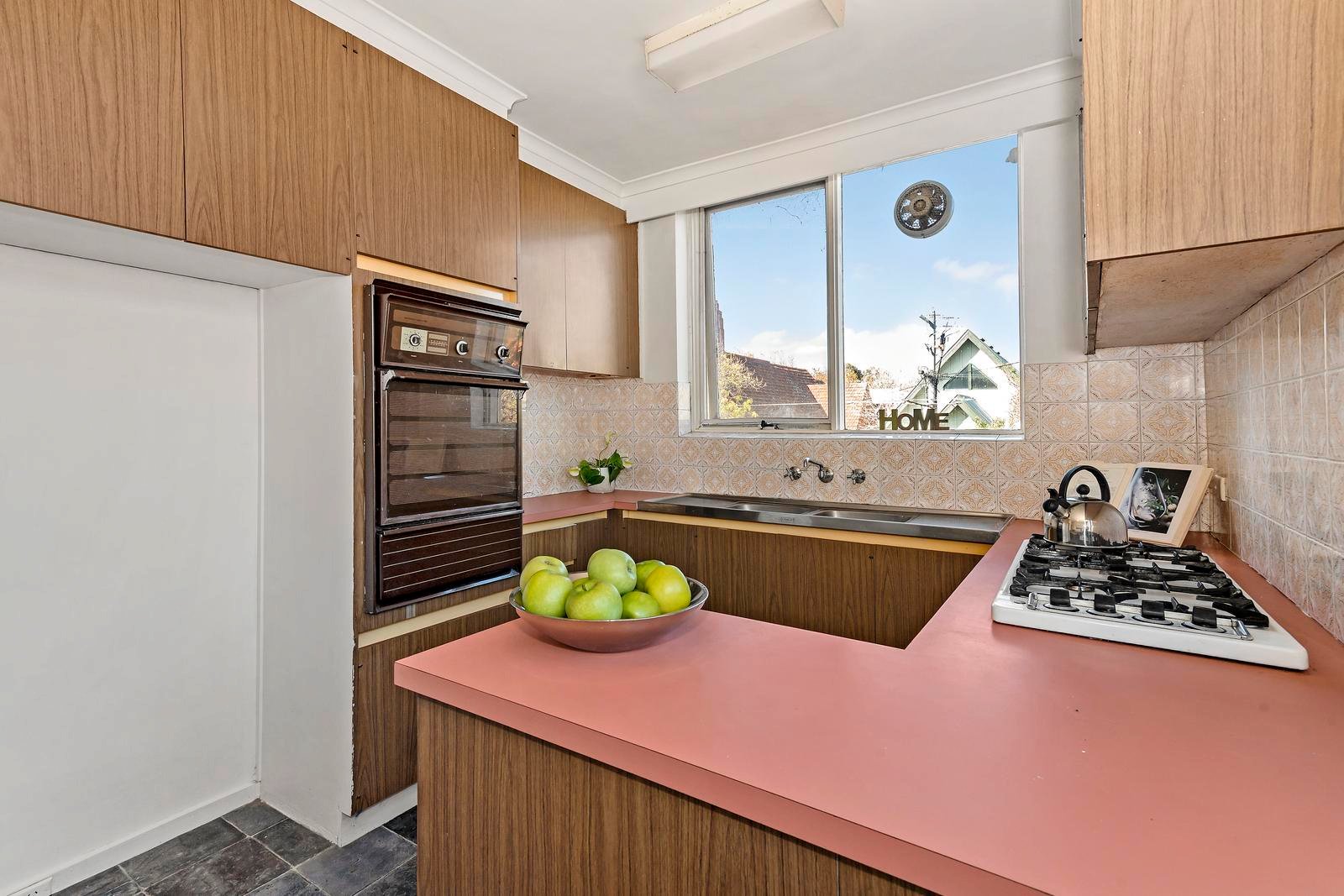 Property Gallery Thumbnail 4