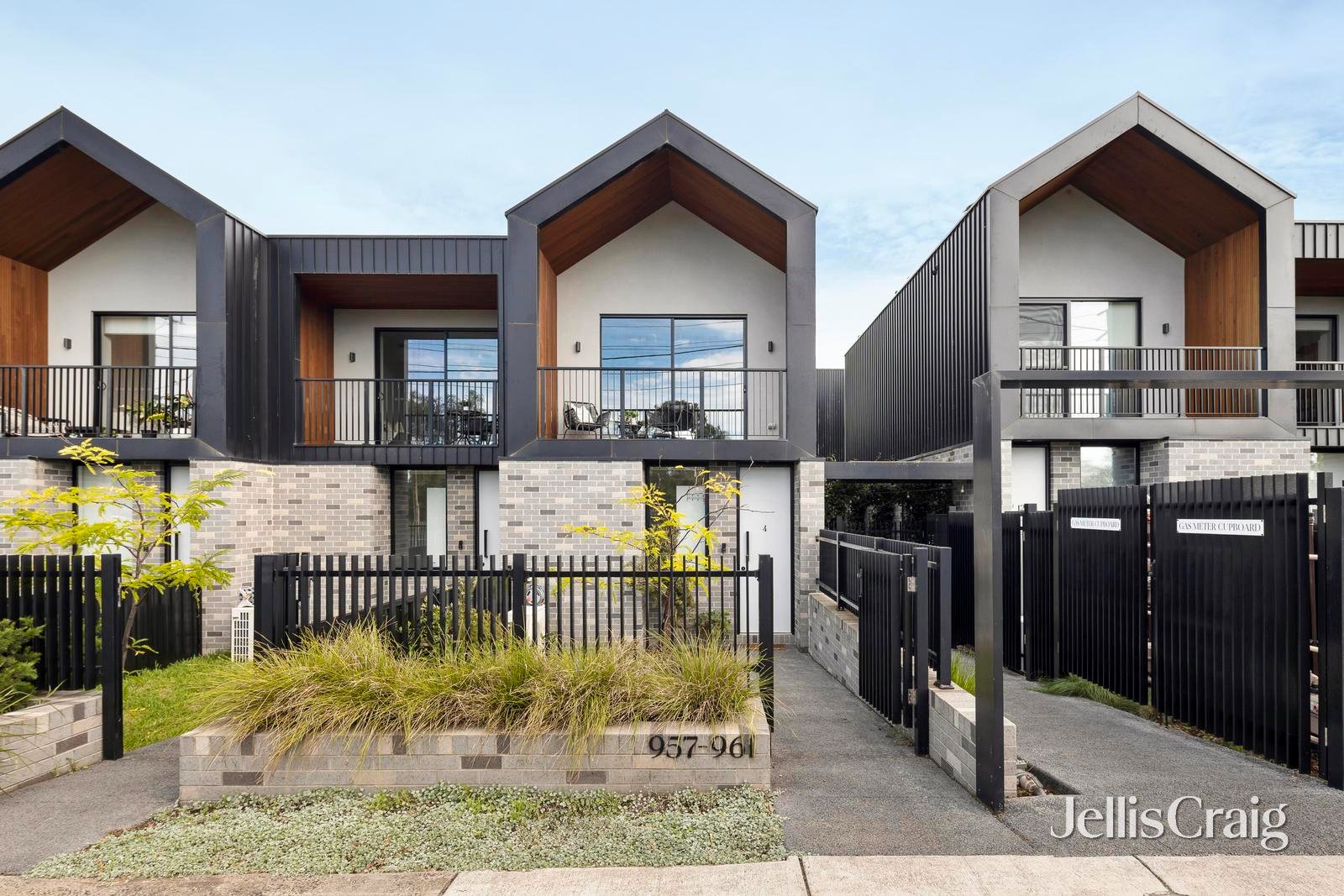 4/957 High Street, Reservoir image 1