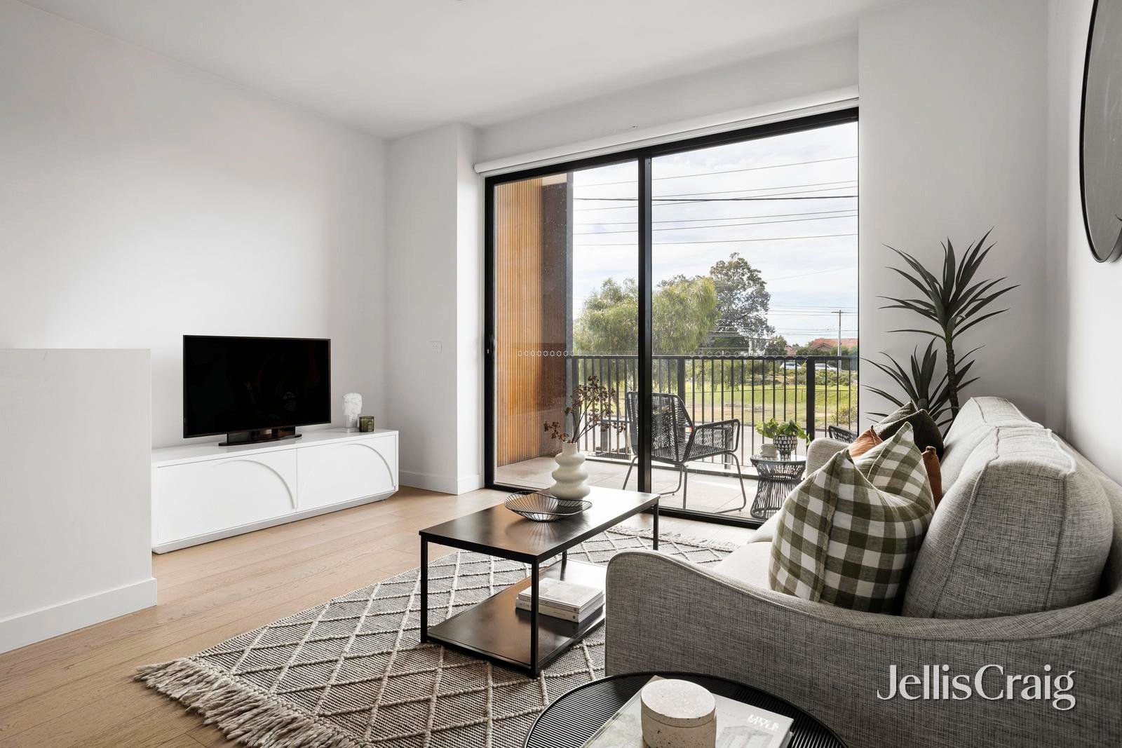 4/957 High Street, Reservoir image 9