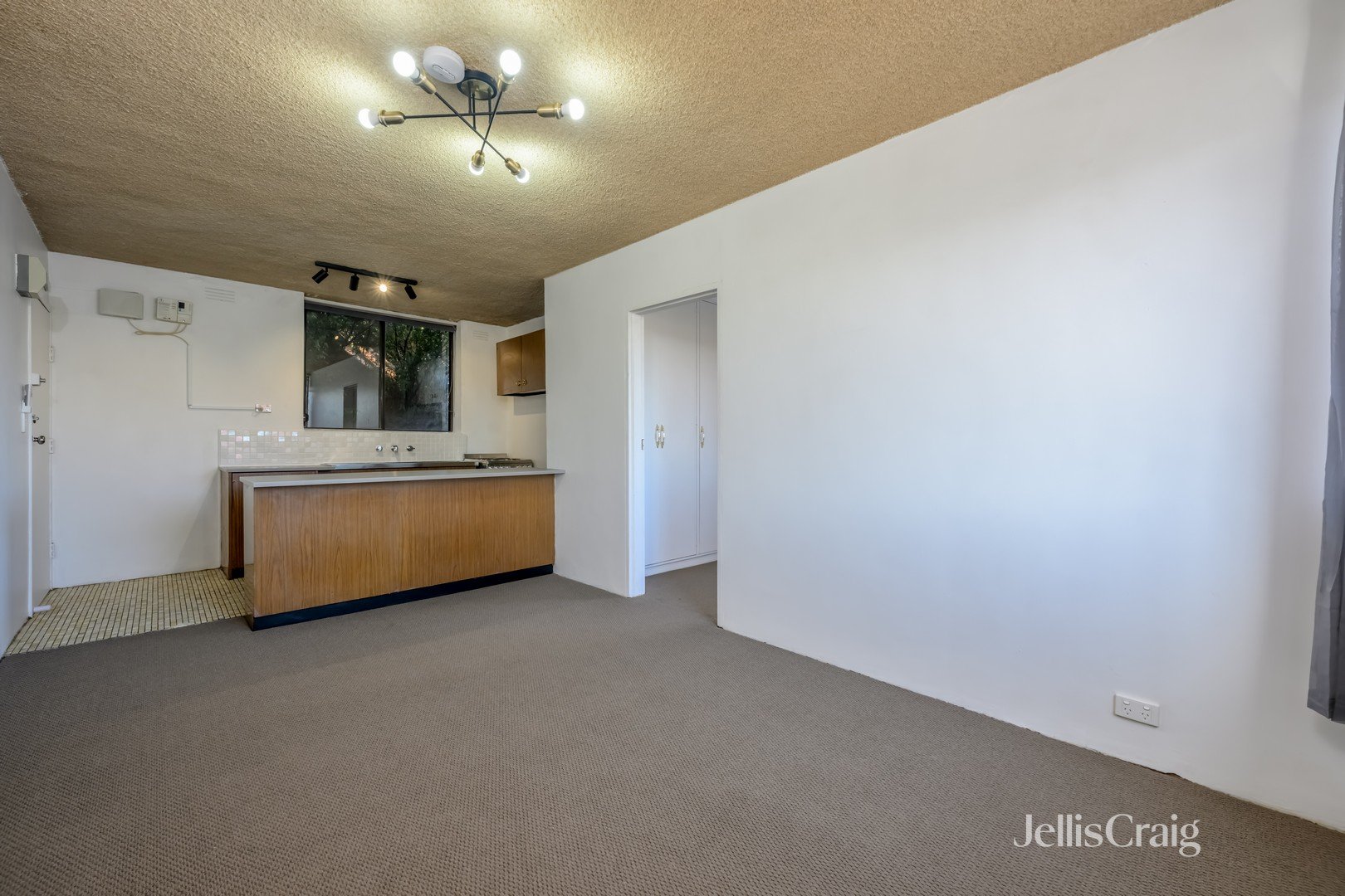 4/96-98 Glenlyon Road, Brunswick image 1