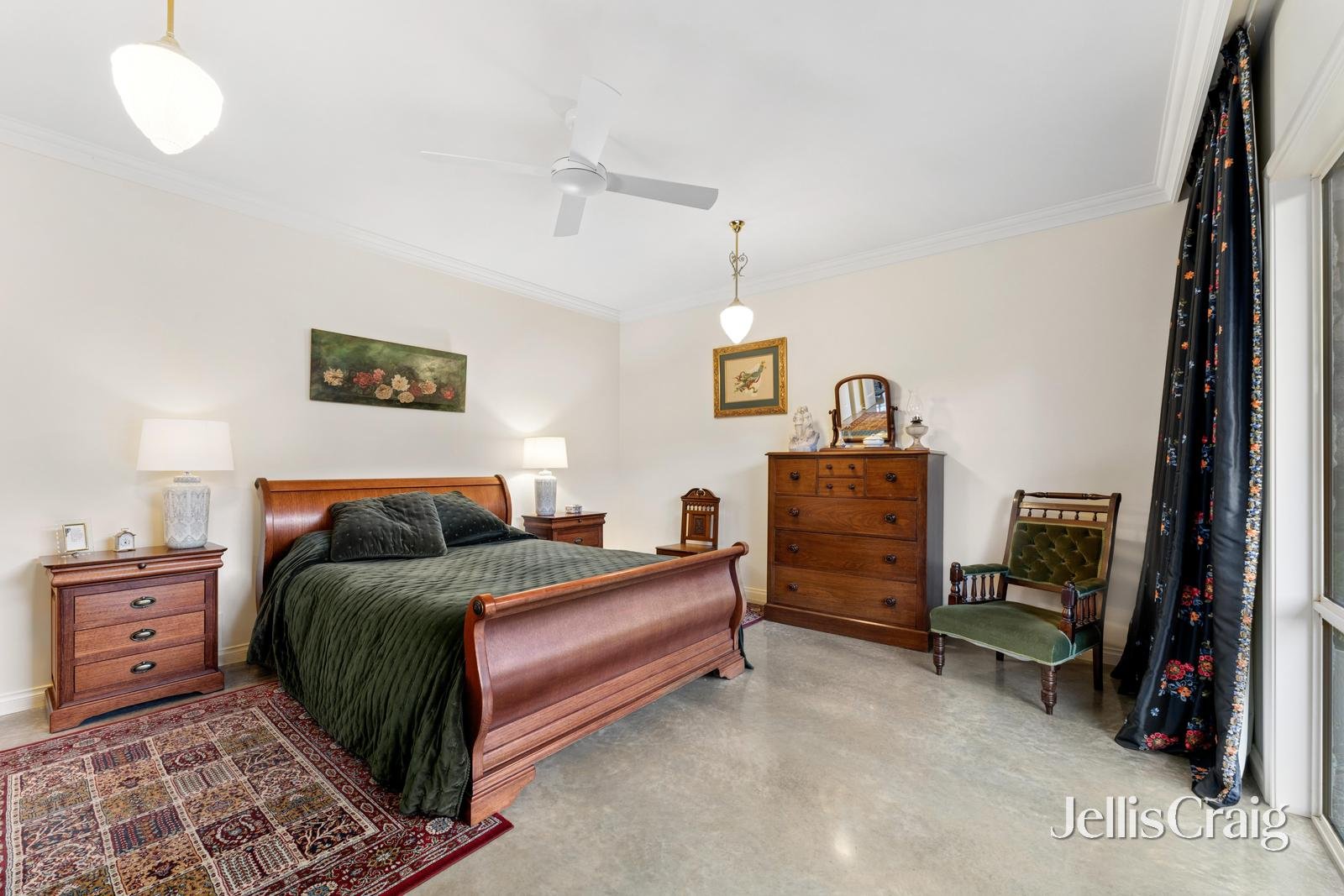496 Lloyds Lane, Napoleons image 16