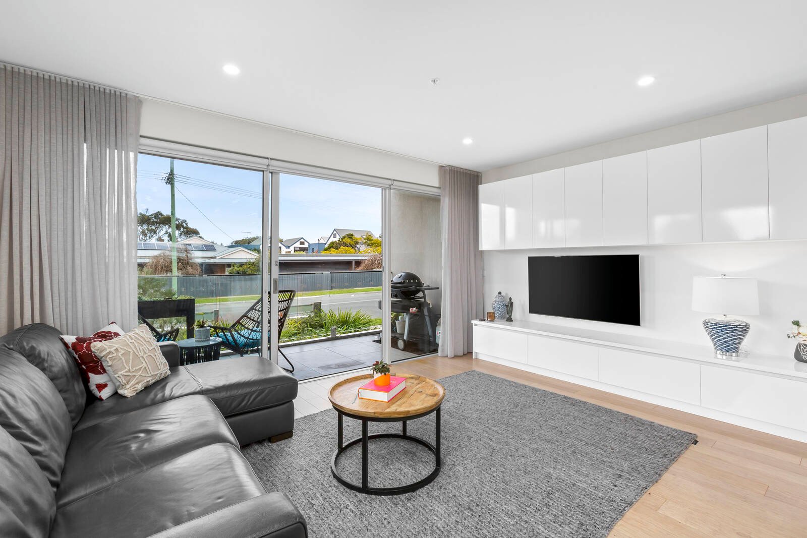 Property Gallery Thumbnail 7
