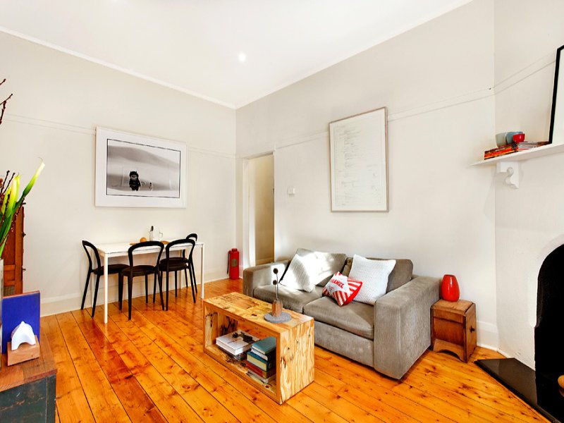 4/98 Barkly Street, St Kilda image 8