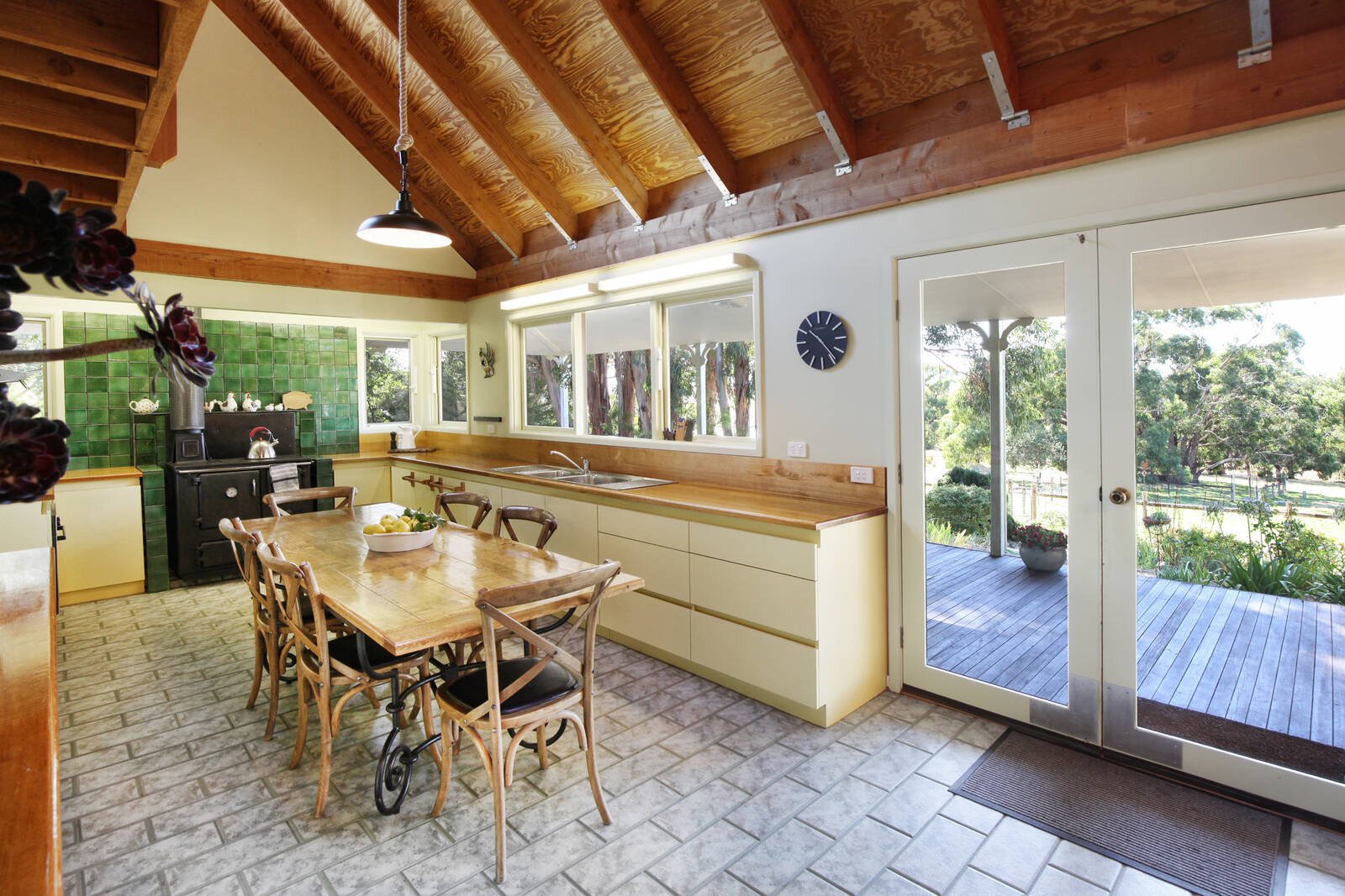 Property Gallery Thumbnail 8