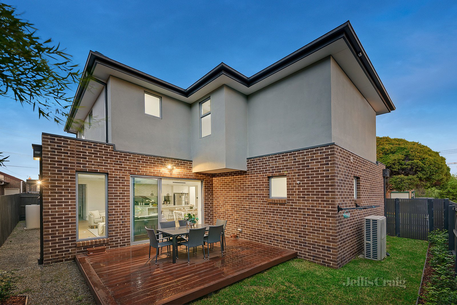 49a Barrington Street, Bentleigh East image 9