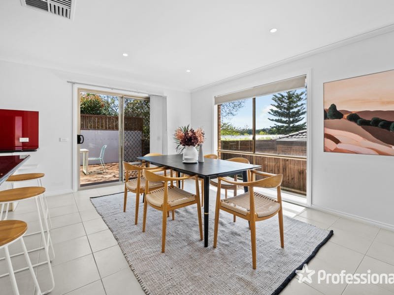 49A Longfellow Avenue, Mooroolbark image 6