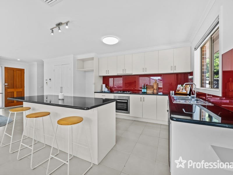 49A Longfellow Avenue, Mooroolbark image 8