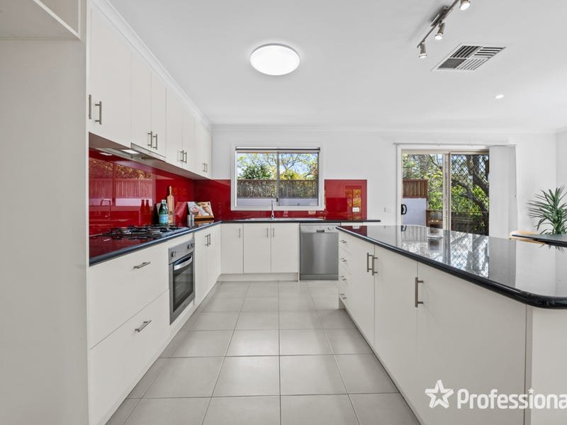 49A Longfellow Avenue, Mooroolbark image 10