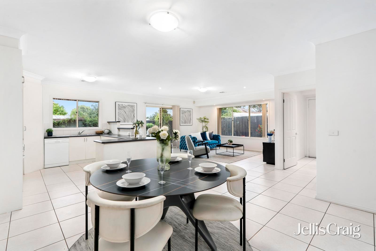 49A Margate Crescent, Glen&nbsp;Waverley image 5