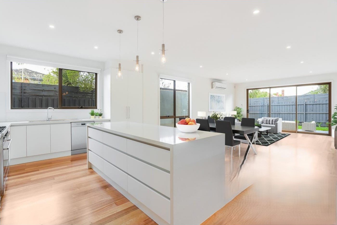 49A Mitchell Street, Bentleigh image 2
