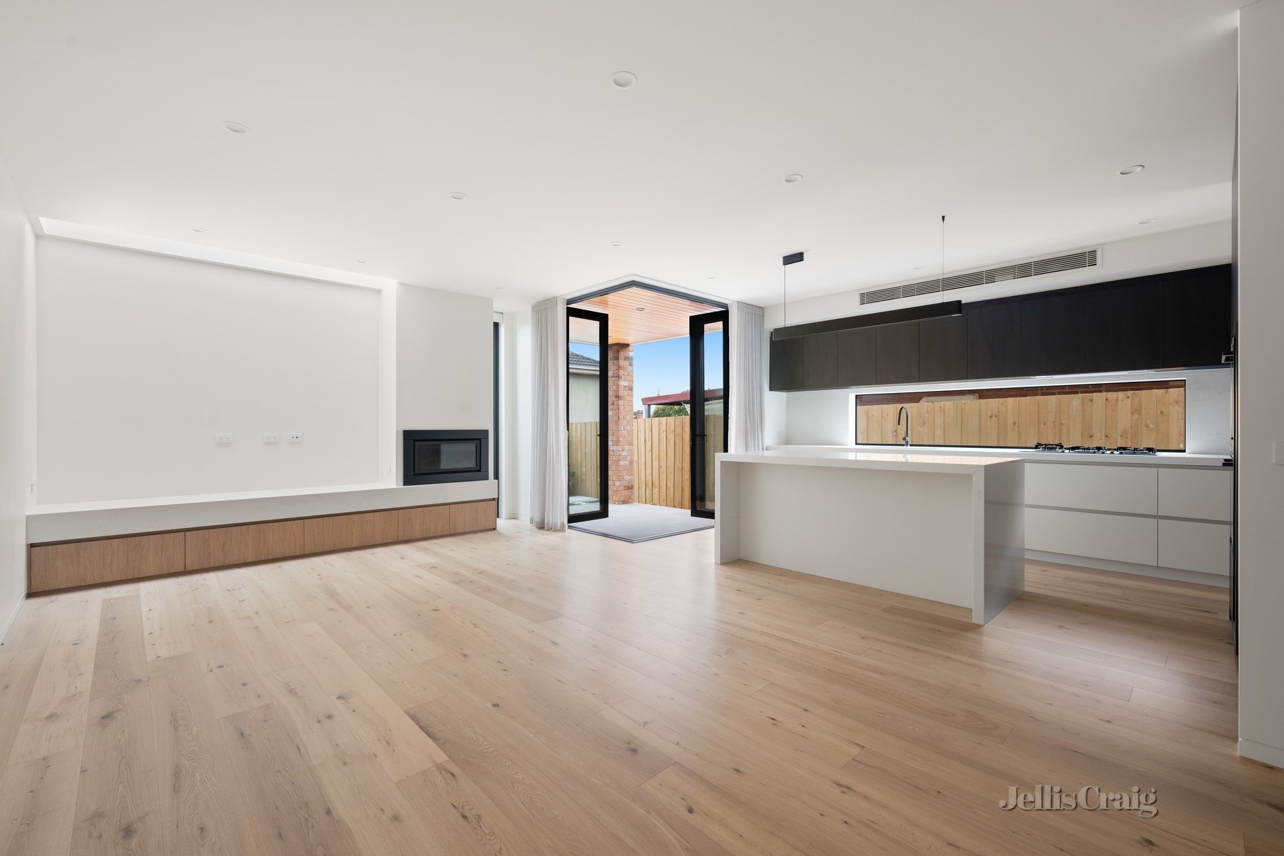 49B Hotham Street, Preston image 2