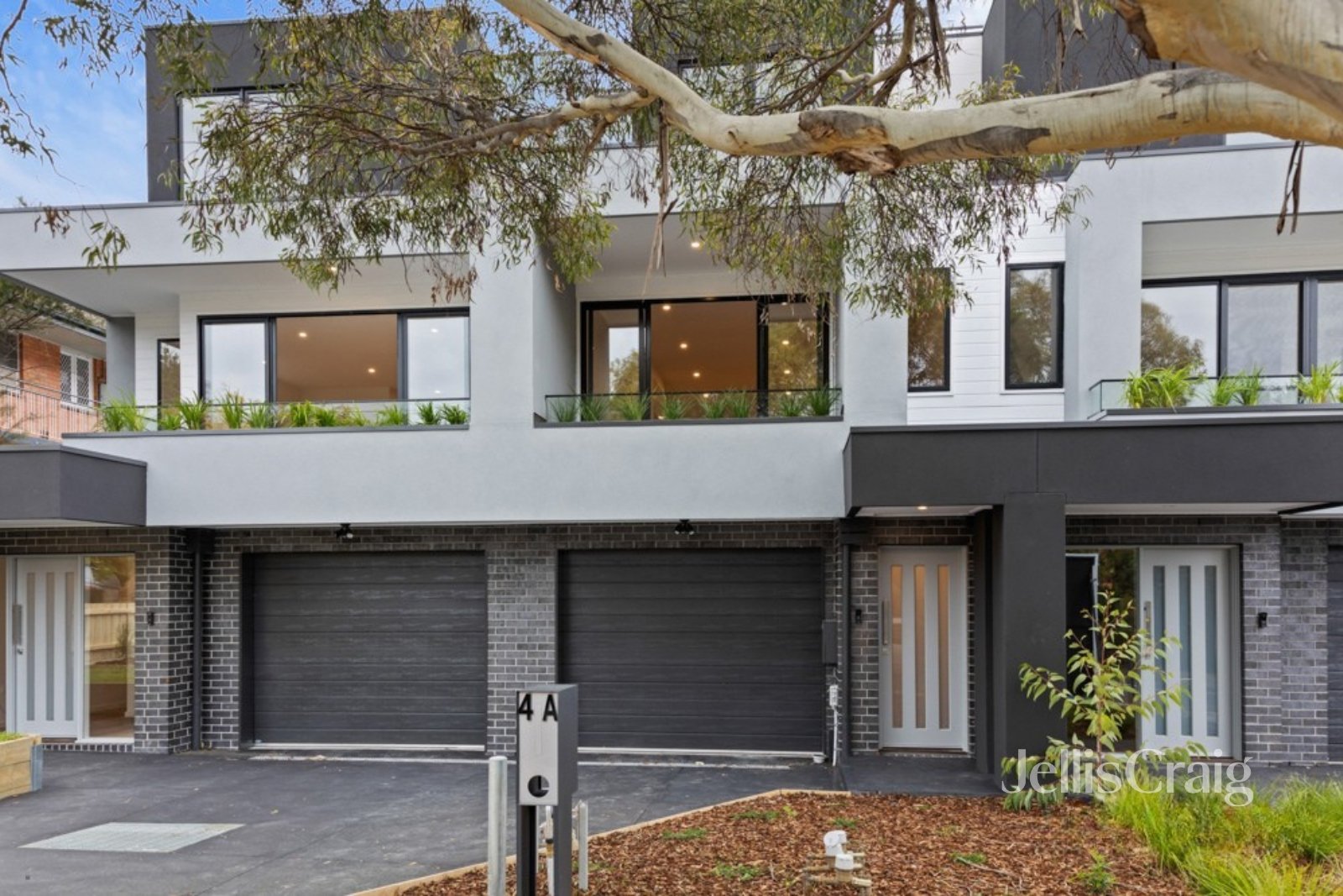 4A Rocke Street, Ivanhoe image 2
