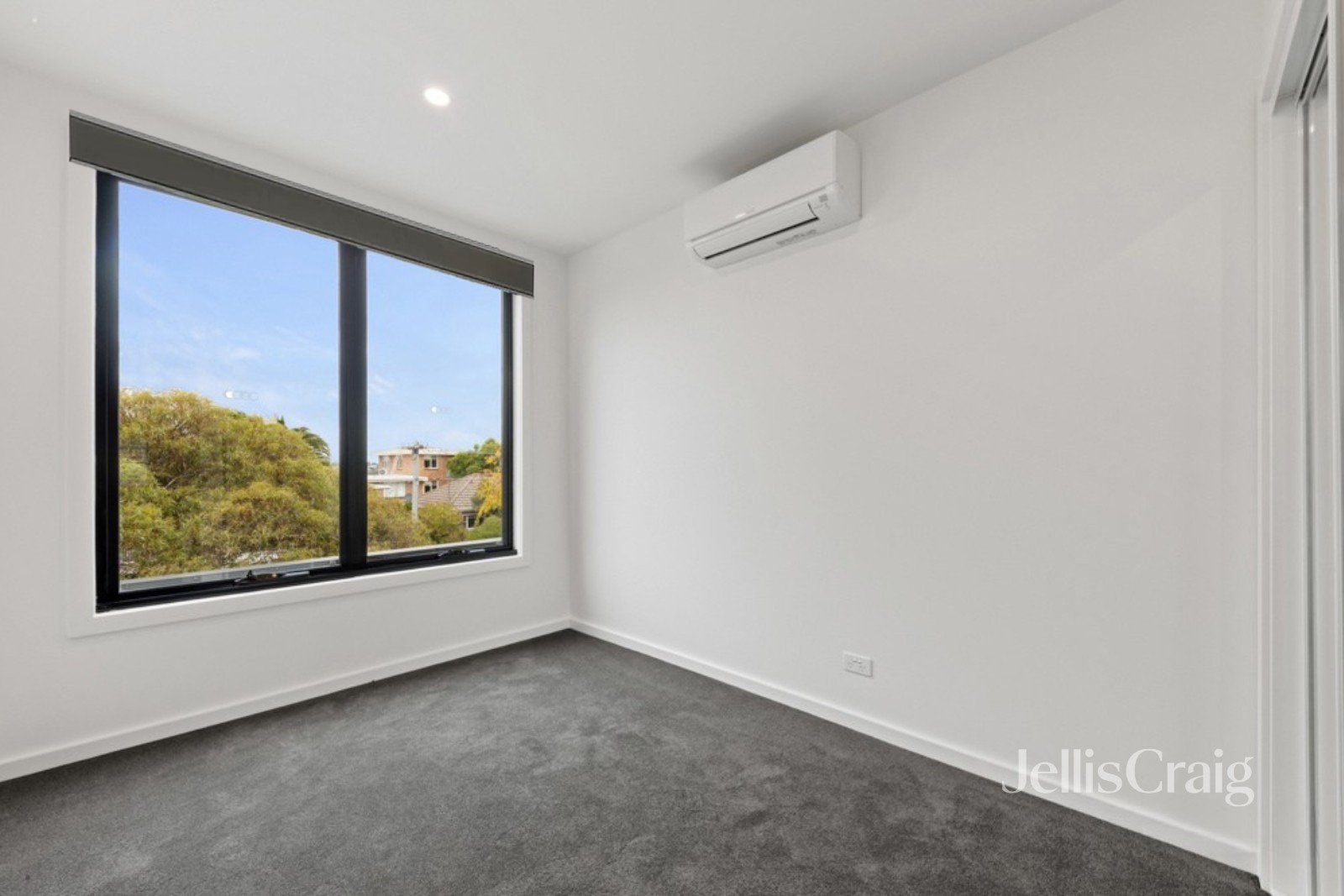 4A Rocke Street, Ivanhoe image 8