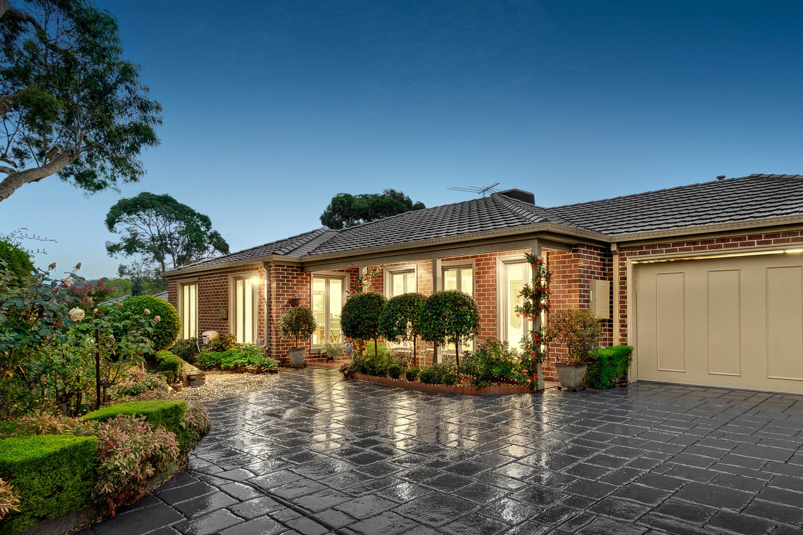 4A Woodside Avenue, Ringwood image 1