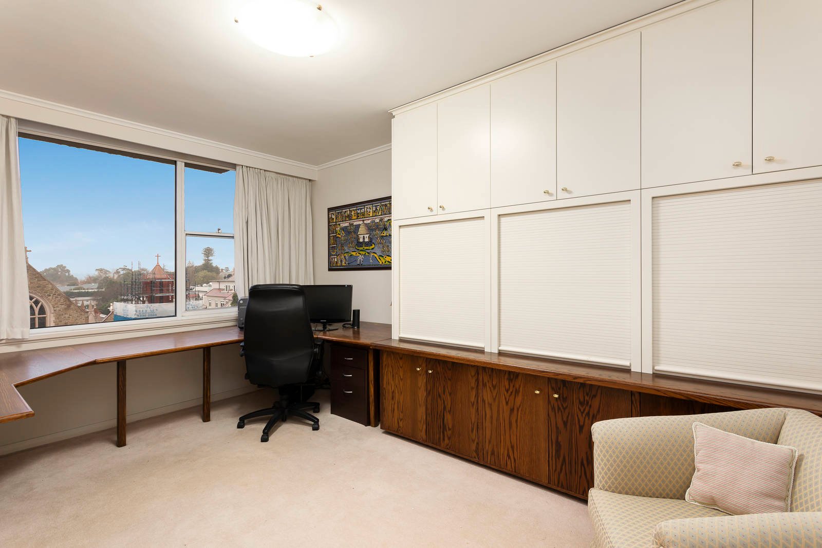 Property Gallery Thumbnail 4